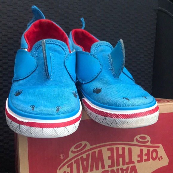 Vans shark shoes - Picture 5 of 5